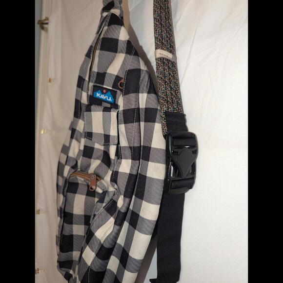 KAVU Original Rope Sling Lightweight Crossbody Plaid Bag/Checkered - Picture 2 of 6